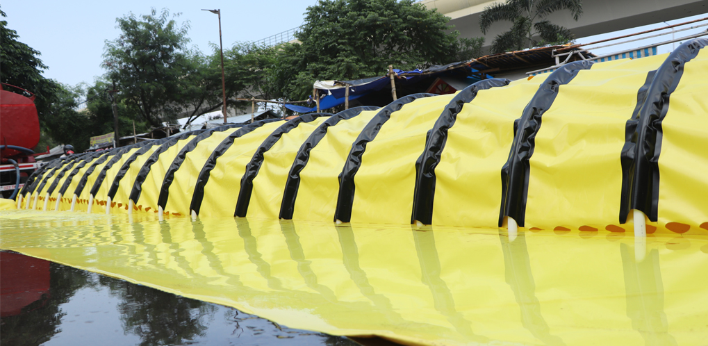 Collapsible Flood Barrier